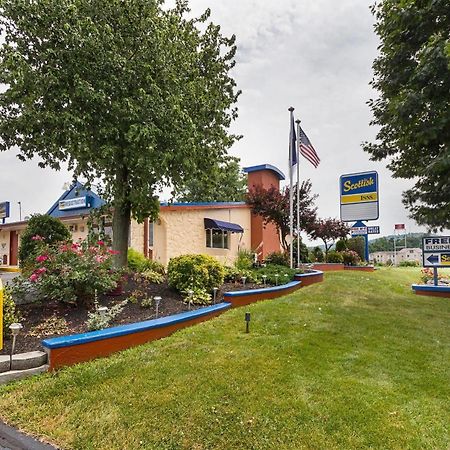 Scottish Inns Harrisburg-Hershey South New Cumberland Exterior foto