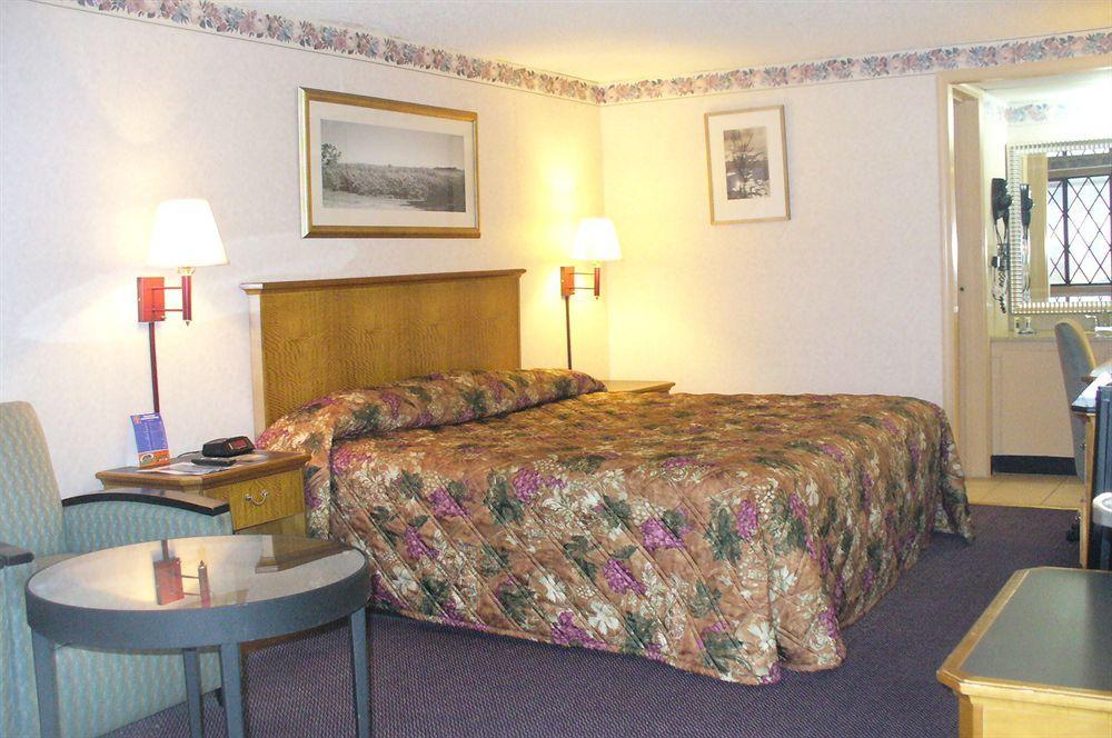 Scottish Inns Harrisburg-Hershey South New Cumberland Exterior foto