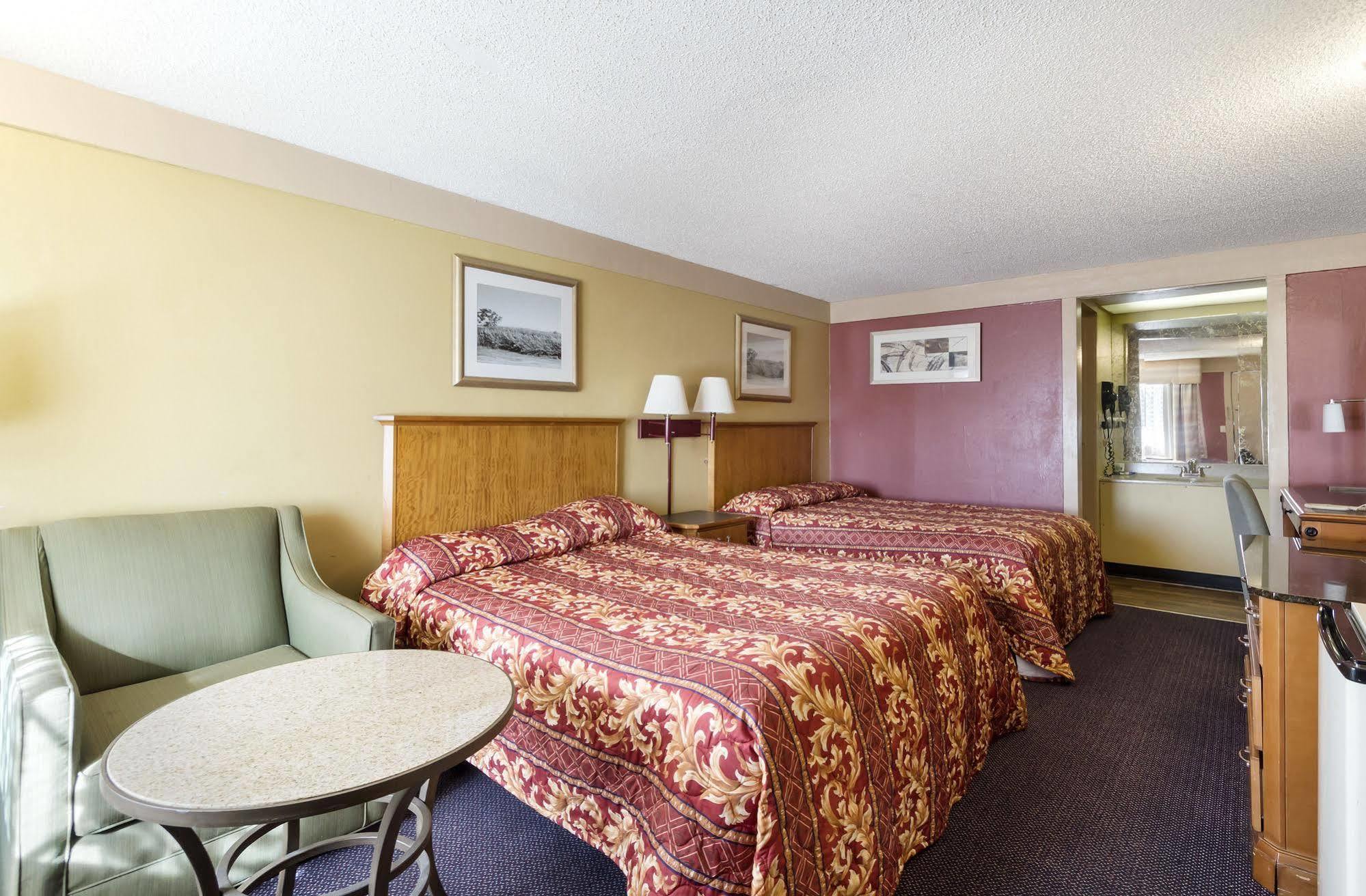 Scottish Inns Harrisburg-Hershey South New Cumberland Exterior foto